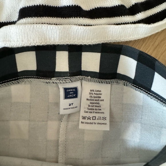 JANIE AND JACK Sweater and Flared Leggings - Picture 2 of 3